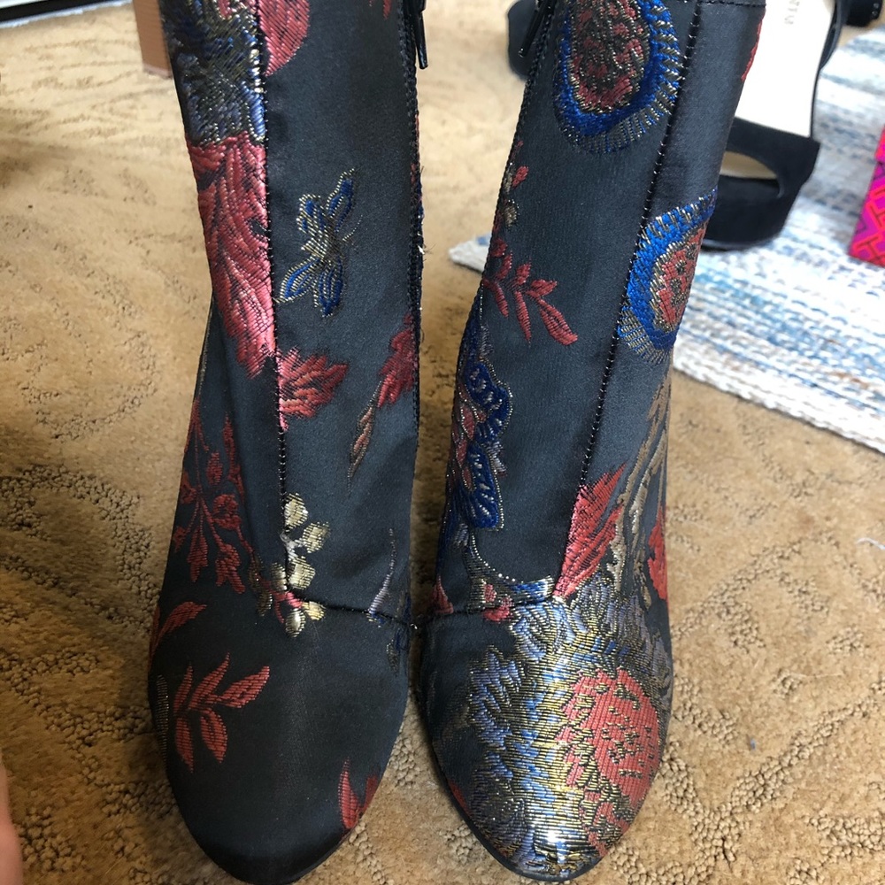 Fun Booties - Picture 2 of 3